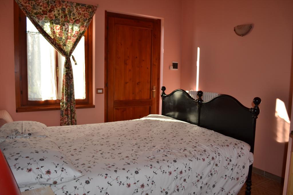 Cascina Trapella Villa Terruggia Szoba fotó
